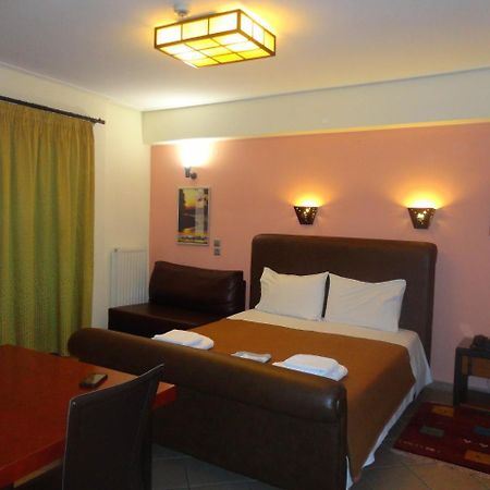 Lirio Guest House Makrakómi Esterno foto