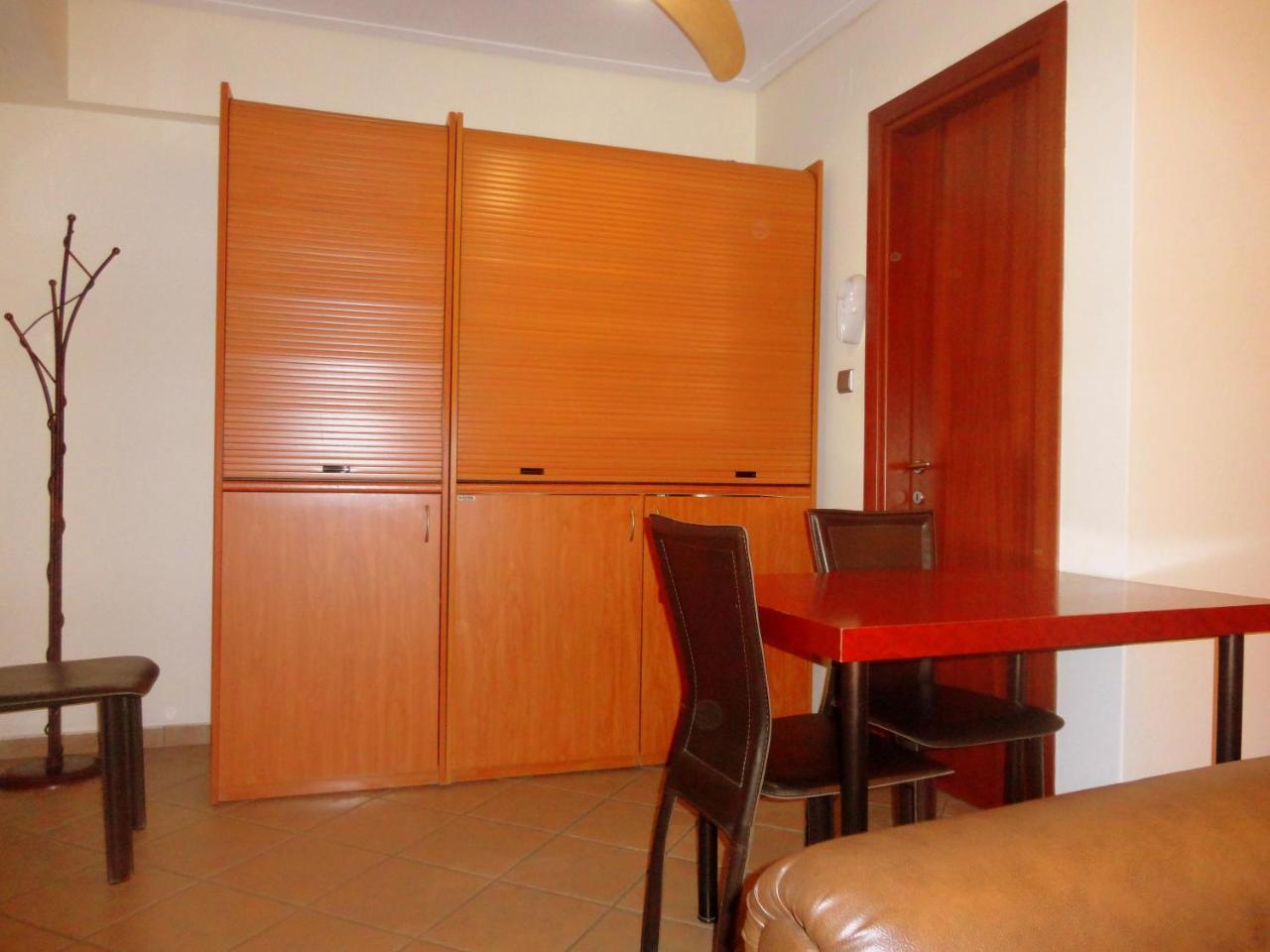 Lirio Guest House Makrakómi Esterno foto